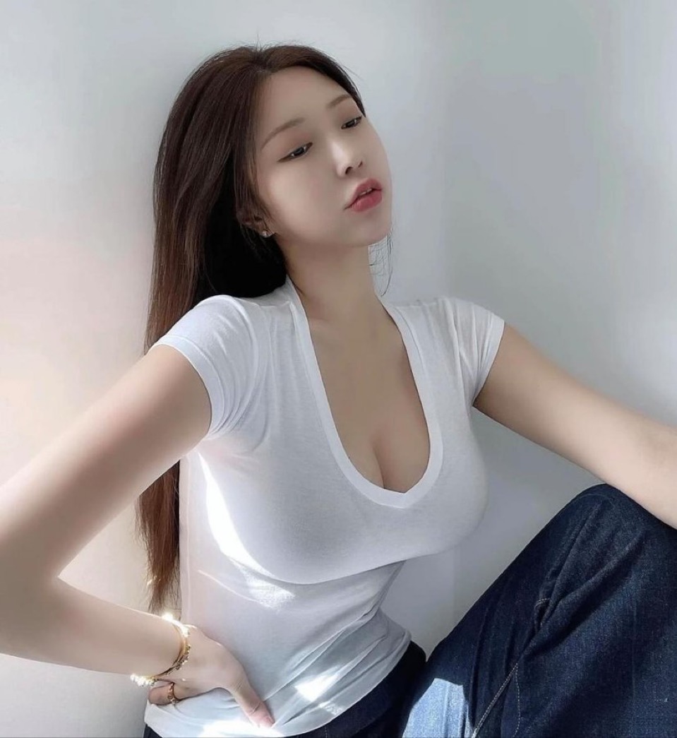 偷拍久久国产2018乳房-国产一本道视频在线观看一区二区-麻豆影视文化传媒在线播放:美女软件