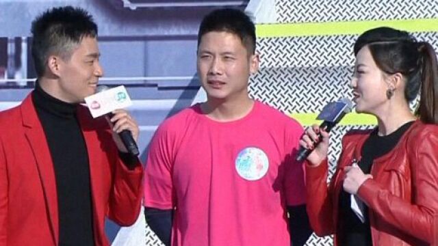 九零全家靠我心声逆风翻盘