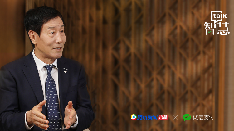 欲望的陷阱中的觉醒与反击