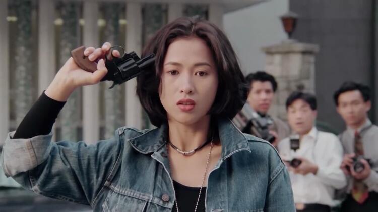 重振歌坛童小姐又美又飒