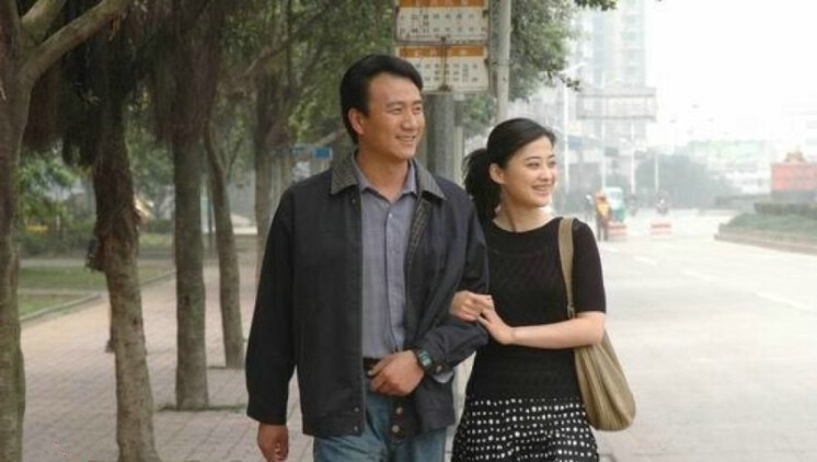 裁员重组计划的起因与背景