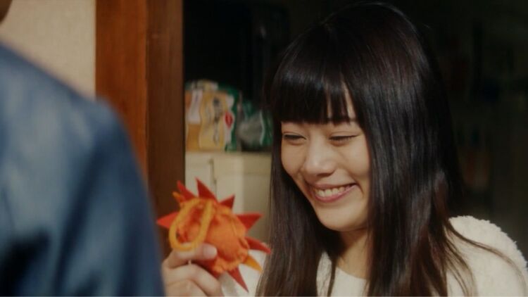 拿针的女孩